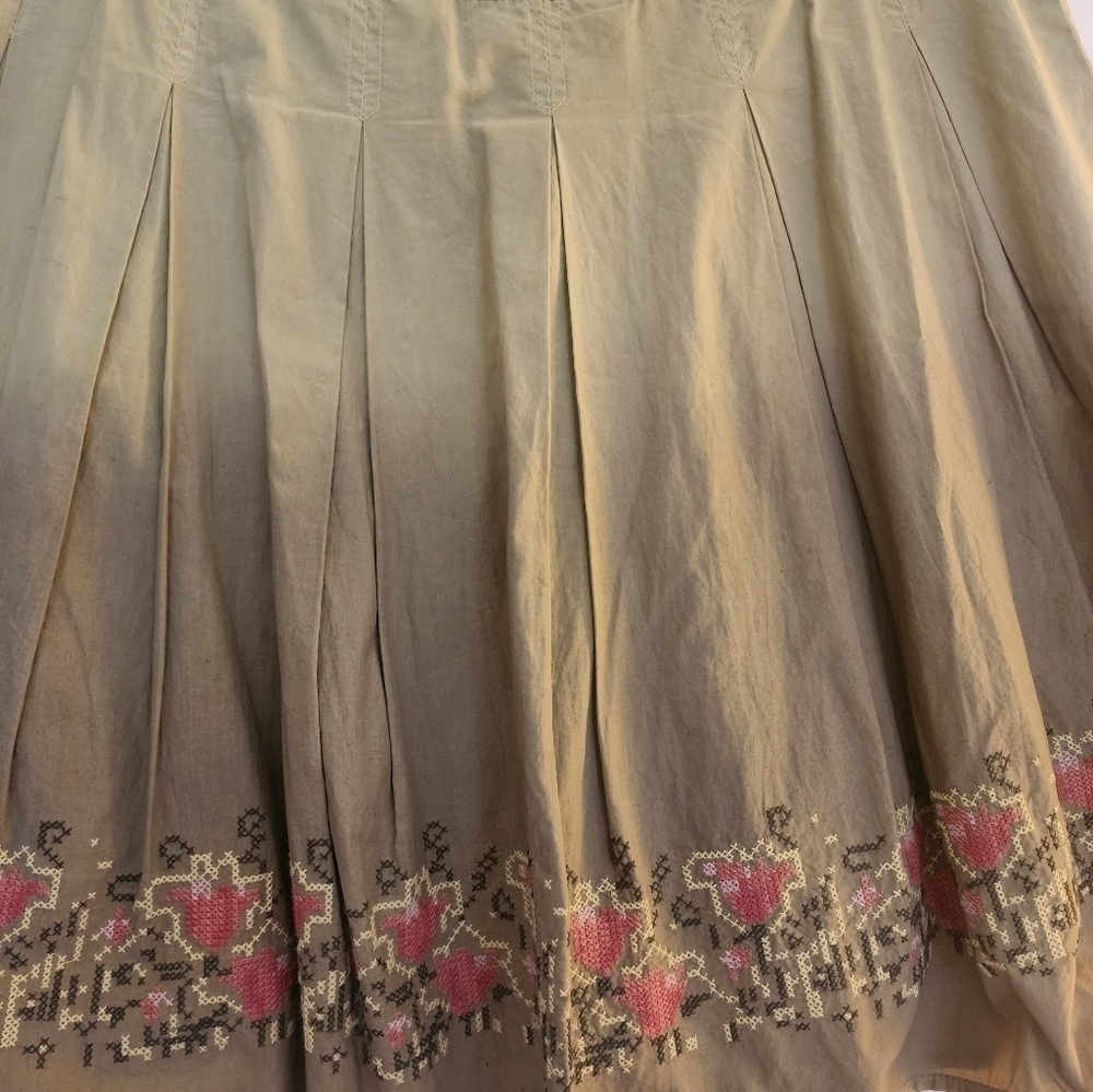 Cottagecore Talbots Tulip cotton skirt size 8 petite Needlepoint